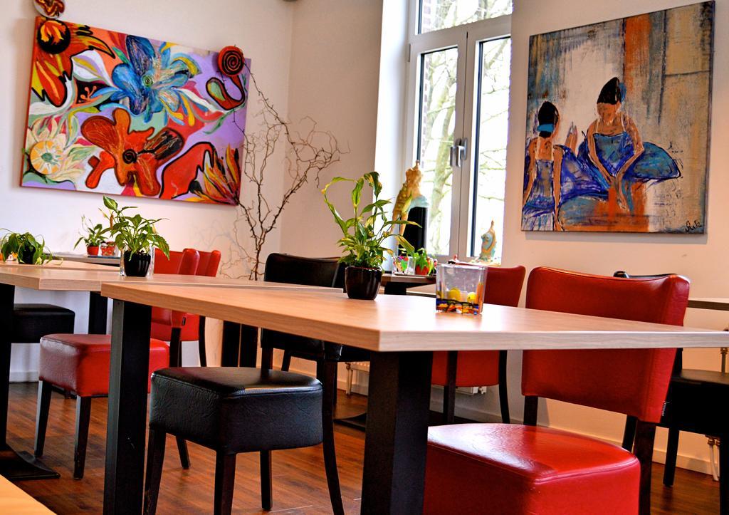 Hotel - Restaurant Uit De Kunst Вейлен Екстер'єр фото